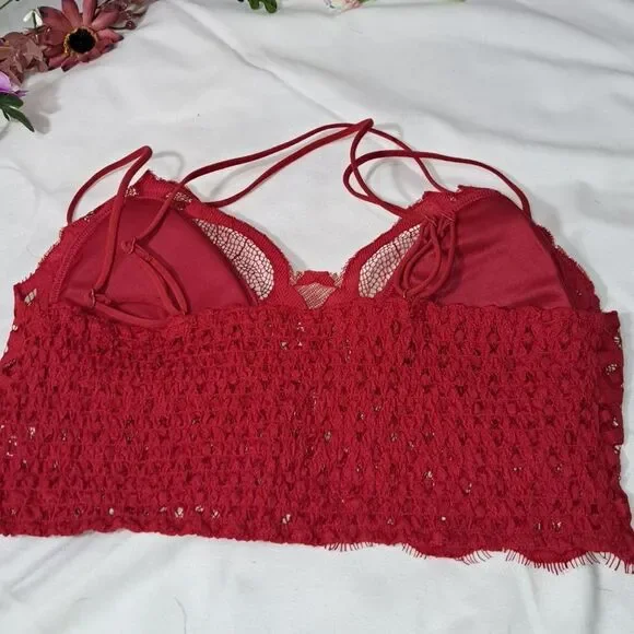 Zenana Outfitters Falling For You Bralette in Candy RED - Picture 3 of 11